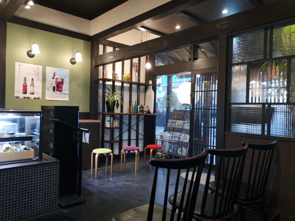 奈良『大和カフェ』店内